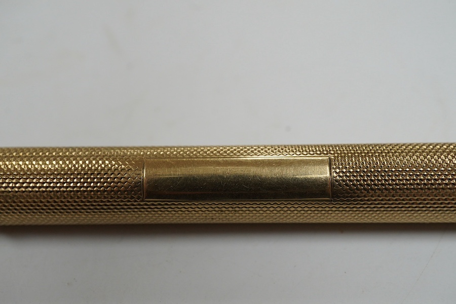 A George V 9ct gold cased propelling pencil by Sampson Mordan & Co, London, 1928. Condition - fair to good